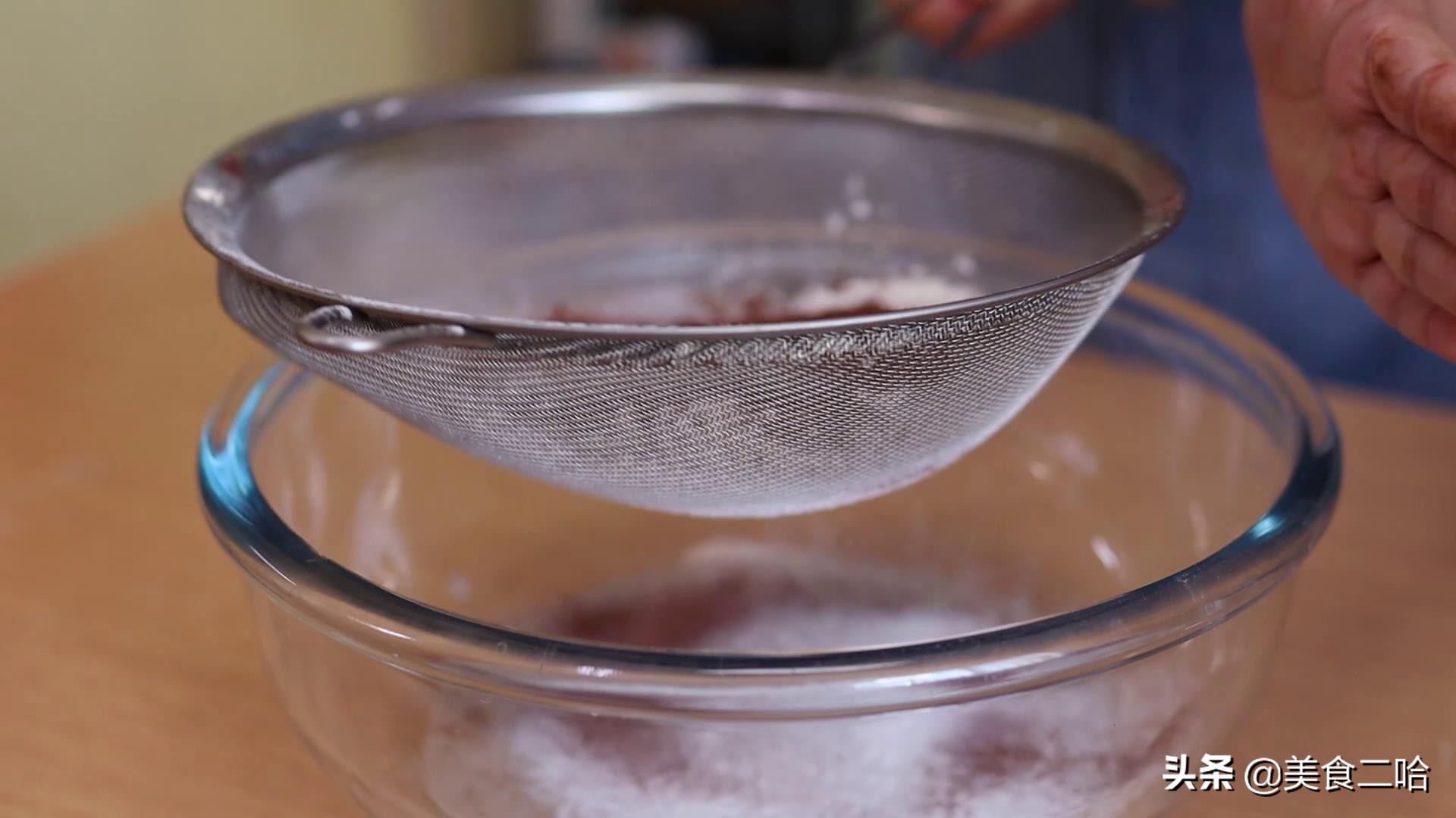 蛋糕的做法老式无水蛋糕打发时间,15分钟教你做松软香甜的蛋糕