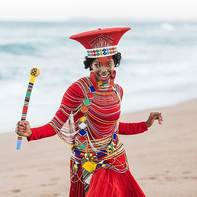 神秘森林精灵婚纱照,神秘苗族风婚纱照