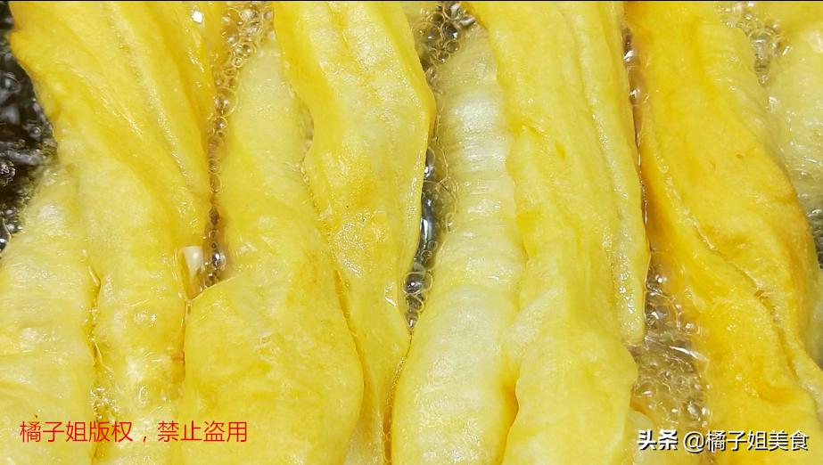 家常油条的做法酥脆又好吃,油条的家常做法酥脆松软教程