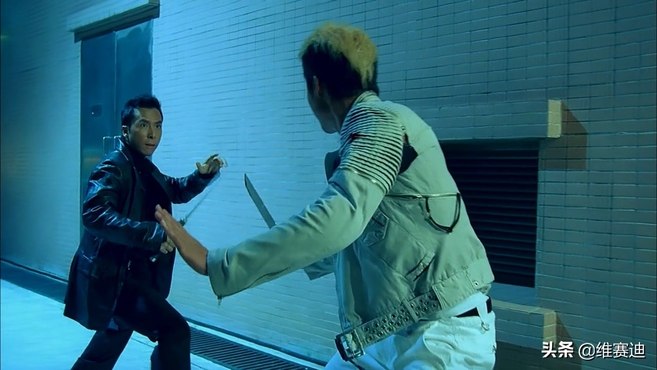 甄子丹杀破狼与吴京对打片段,棍法对决甄子丹完整版