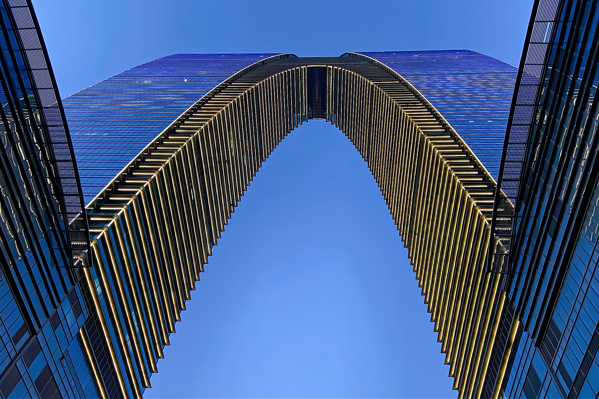 苏州世界之门打卡,苏州世界第一门