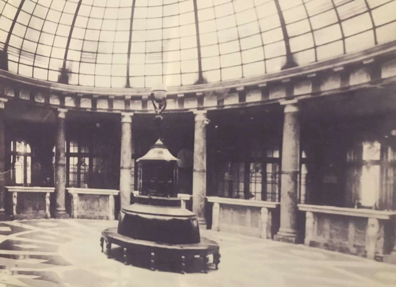 浙兴银行曾为民国私营银行之冠，在天津建大楼，九十多年熬成网红