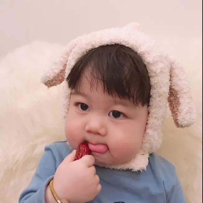 微信头像图片可爱萌娃男孩卡通,微信头像可爱小女孩萌娃卡通呆萌