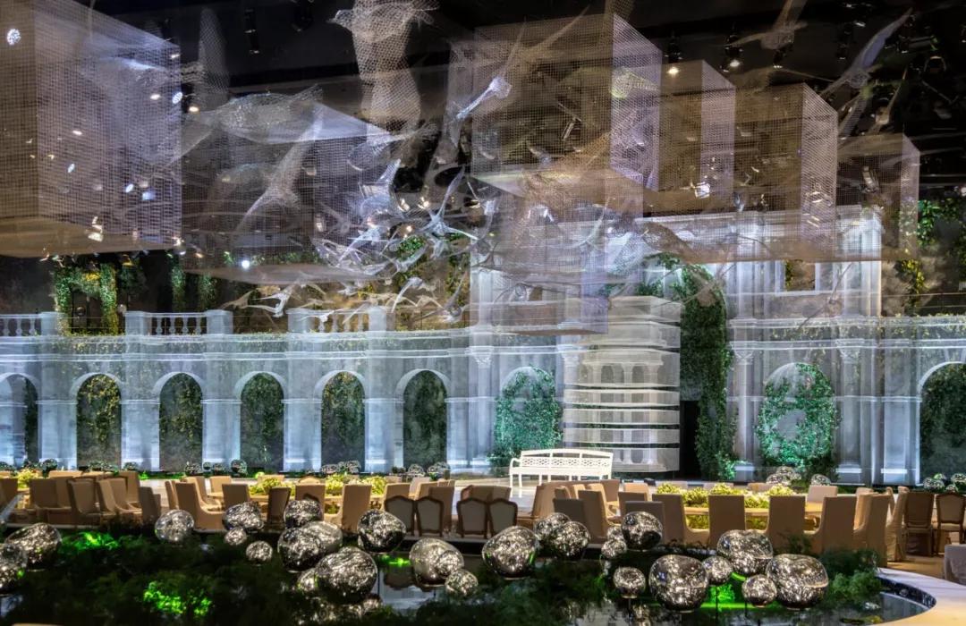 这才是婚礼真正应该有的样子,前院办婚礼后院摆酒席