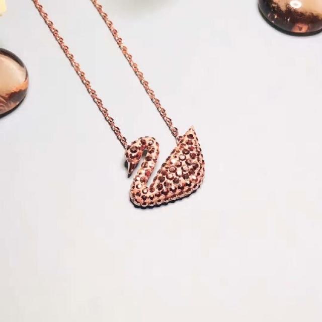 施华洛世奇天鹅项链怎么查询真假,施华洛世奇天鹅项链材质是银吗