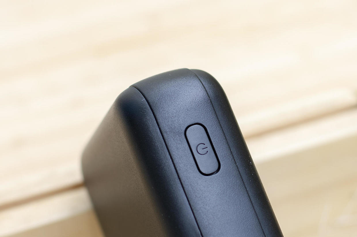 充电宝大容量20000快充羽博官方,羽博20000毫安充电宝自带线评测