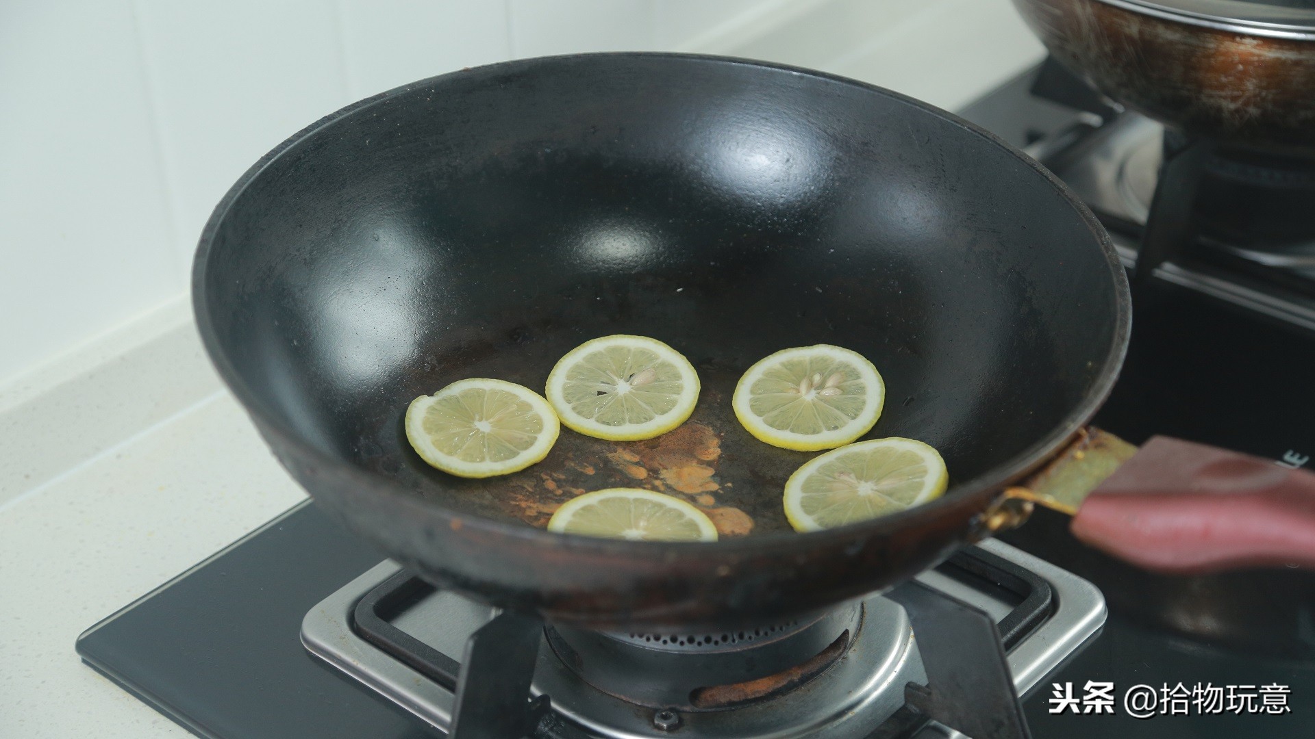 怎样处理老生锈的铁锅,铁锅如何不让它生锈小妙招