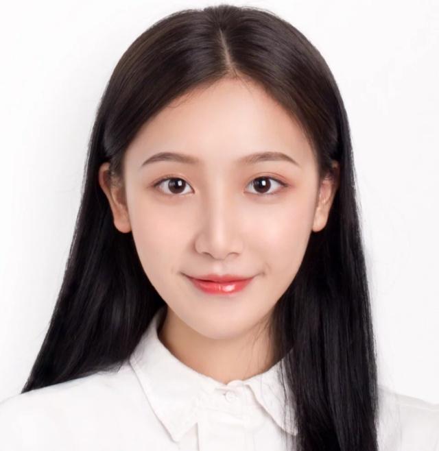 想要证件照好看全靠后期,证件照校花