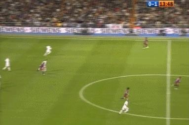 小罗征服伯纳乌拉莫斯,小罗征服了伯纳乌的球迷