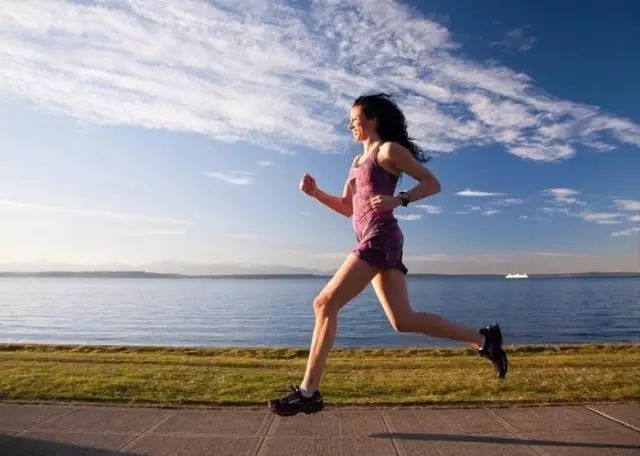 每天跑步就是一种坚持,每天跑步的过程和感悟