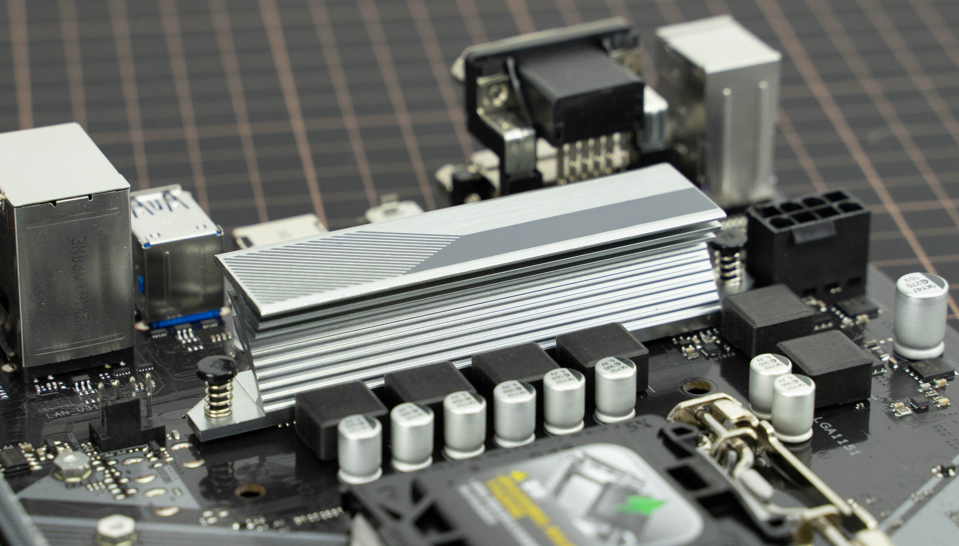 有了这台性能小钢炮未来2年游戏不用愁