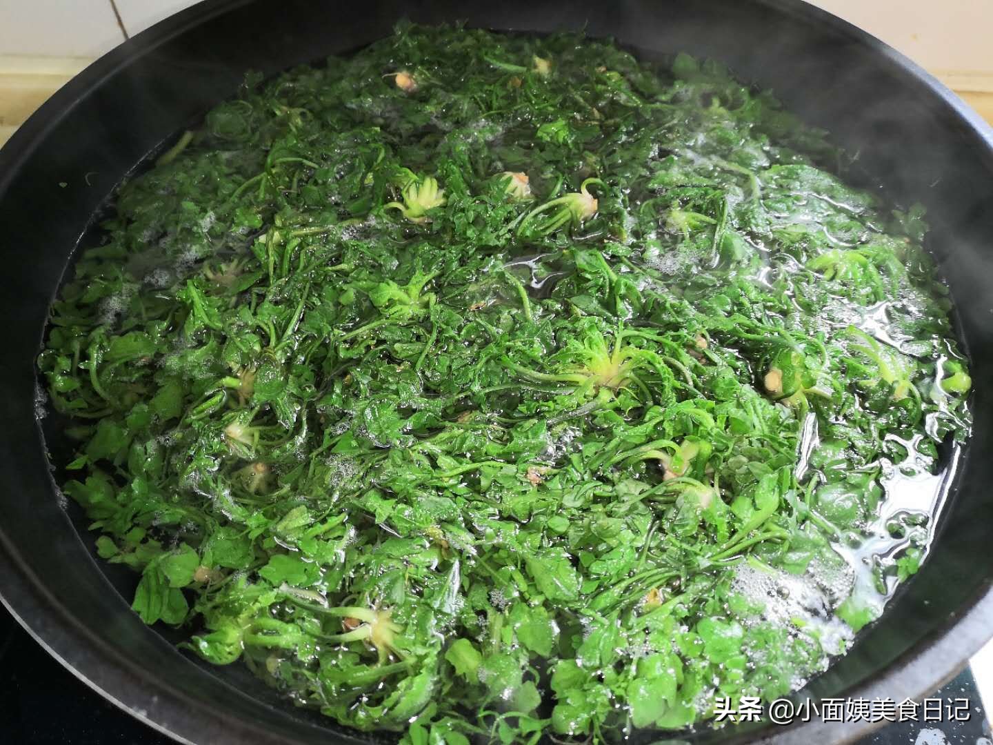 荠荠菜饺子馅怎么拌好吃,荠荠菜饺子馅太干怎么办