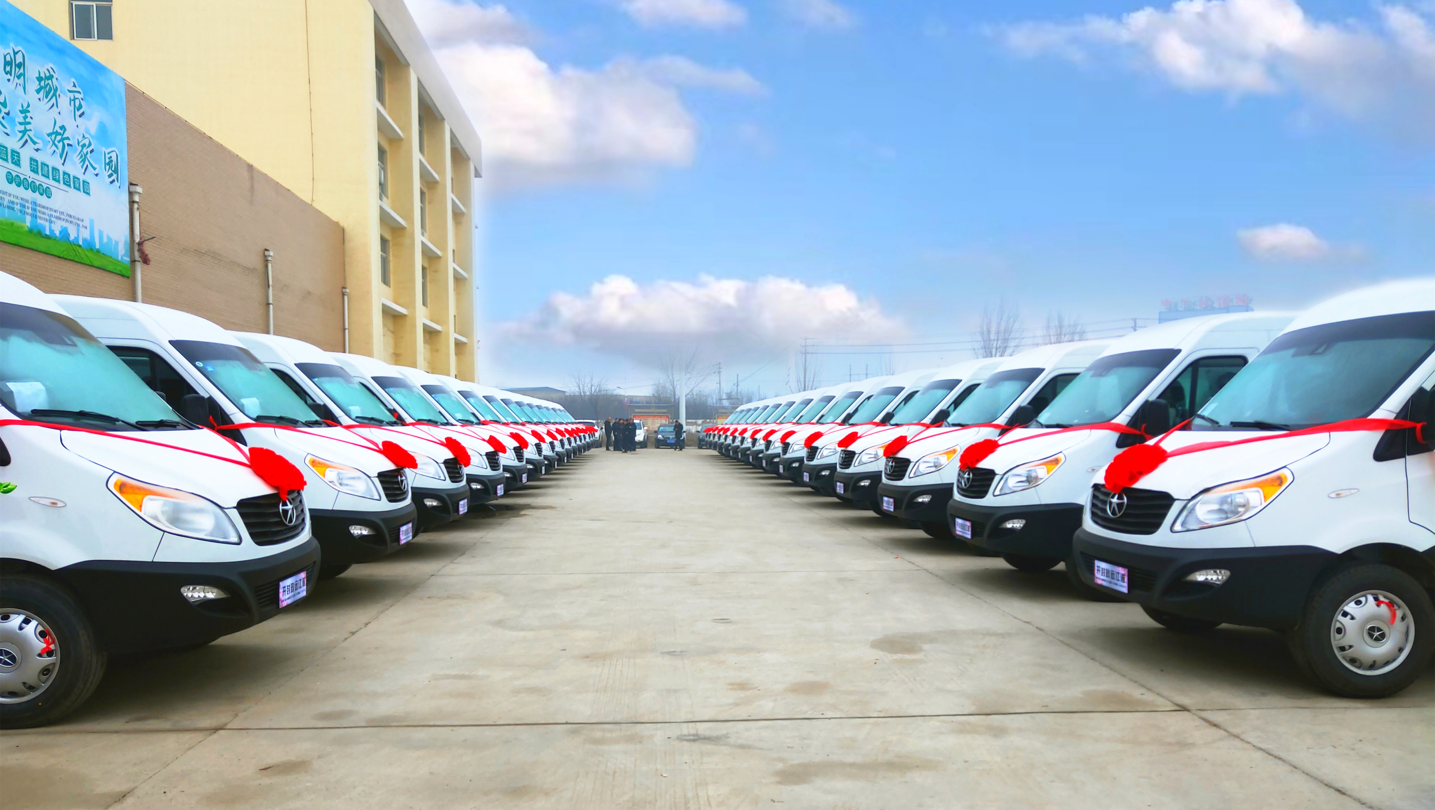 江淮星锐9座蓝牌,江淮星锐十八座客车落地多少钱