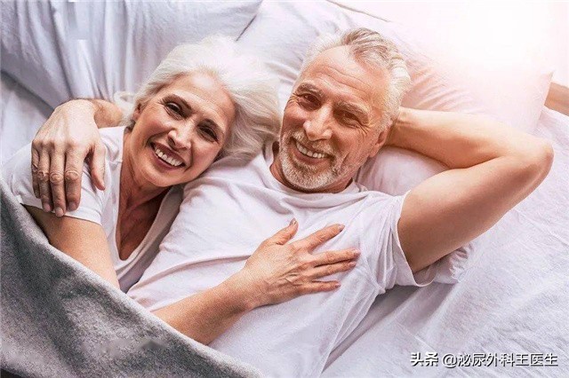 60岁以上还能进行夫妻生活吗？了解3个要点，适当保持有益身心