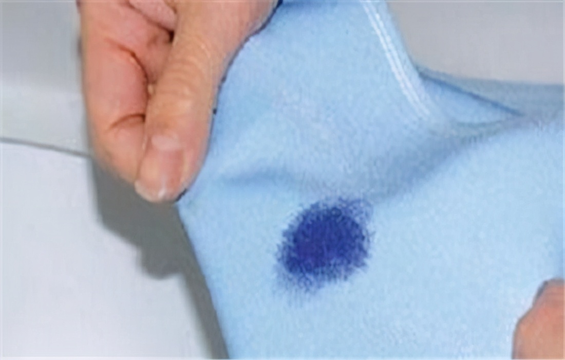 签字笔墨水怎么洗掉小妙招,衣服染上签字笔墨水怎么洗掉