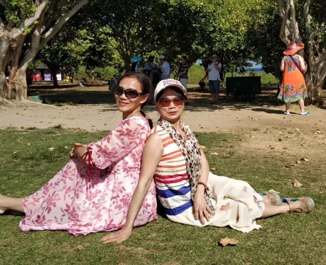 澶у鍑洪棬鏃呮父鎷嶇収濮垮娍鍚堣緫,涓浗澶у澶栧嚭鏃呮父