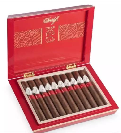 听说NIKE和乐高春节纪念版可比巴宝莉强多了，快快到我的碗里来！