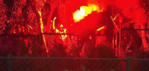 鎴樻姤绮惧僵姣旇禌瑙嗛,鎴樻姤闊充箰闇囨捈