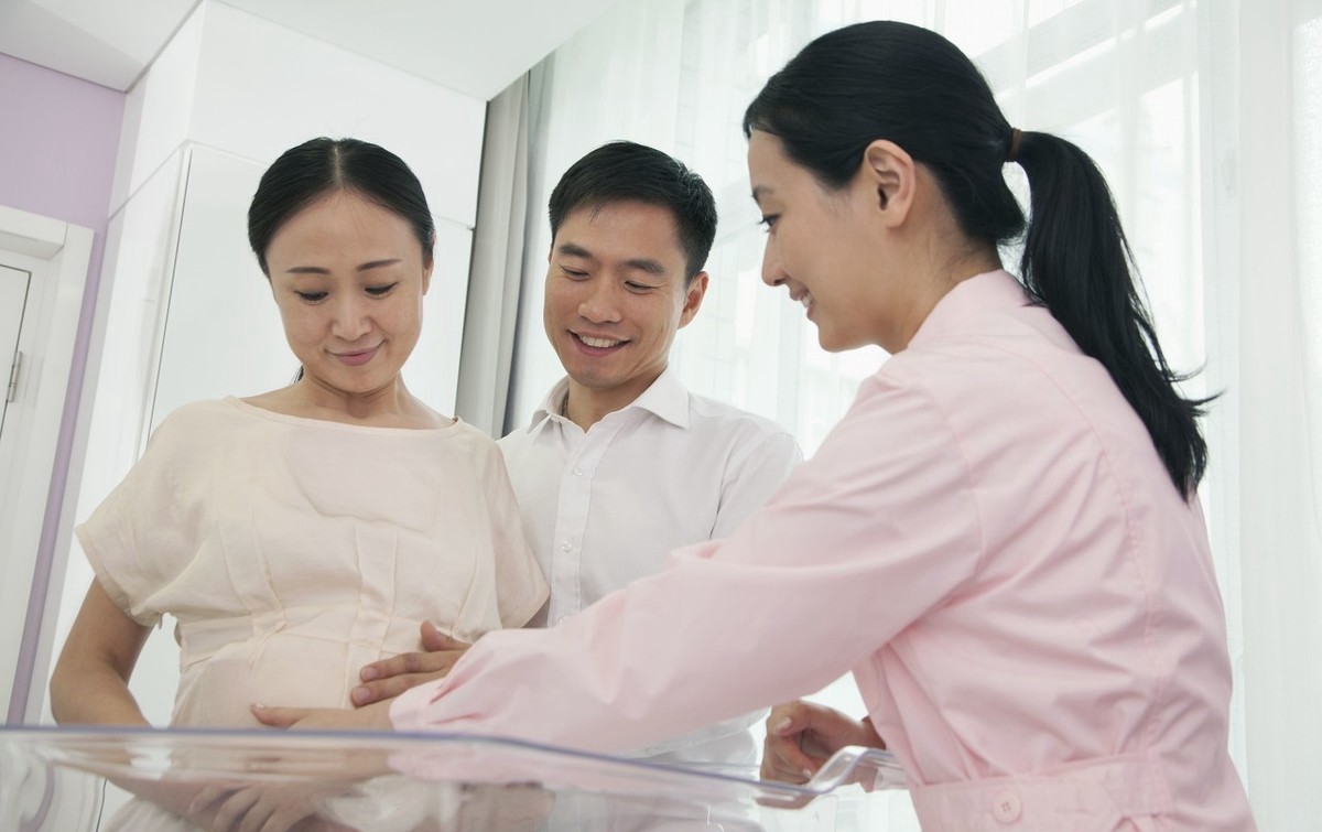 怀孕多久算足月不属于早产儿,怀孕多久的时候才停止月经