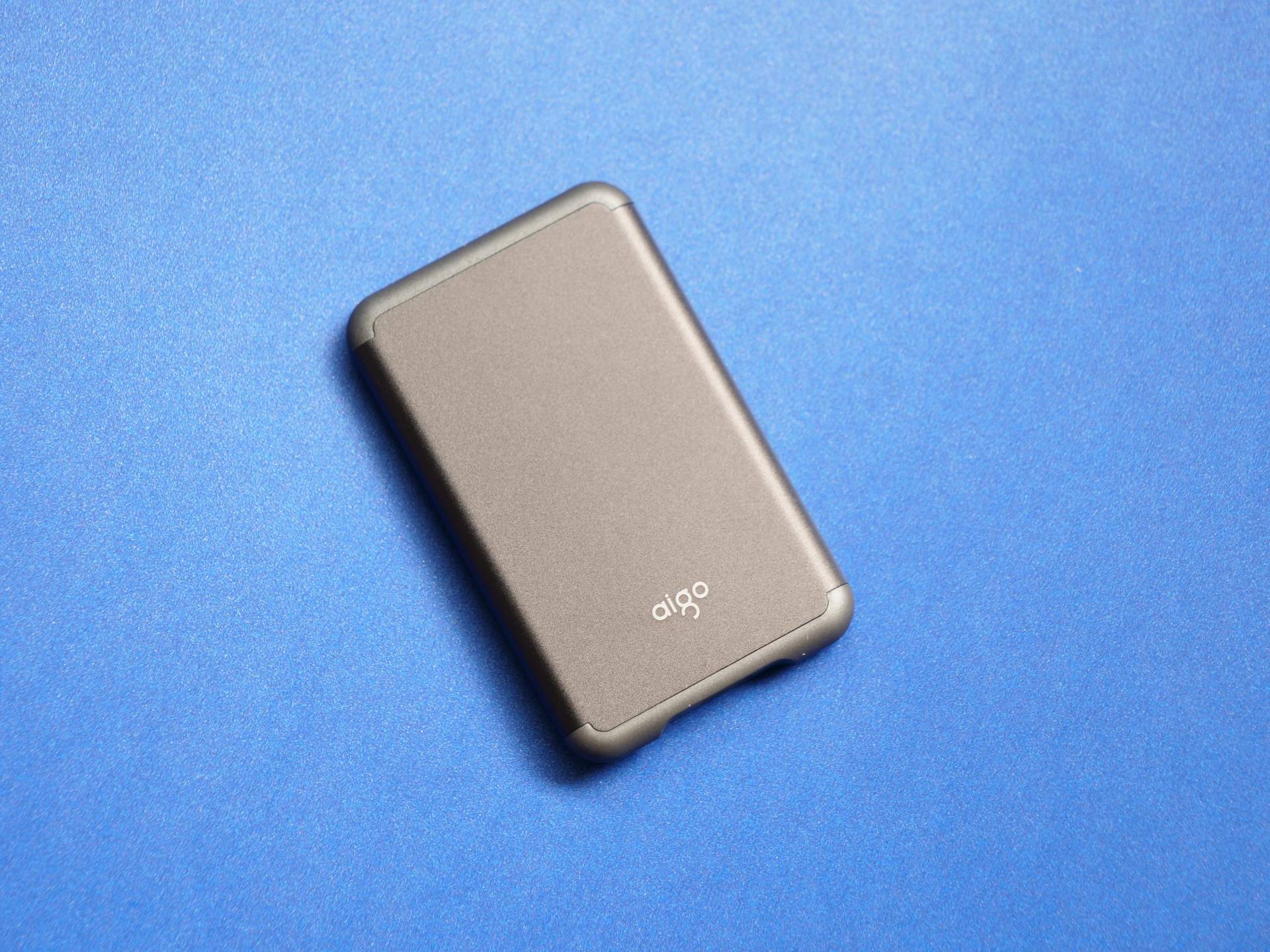 1t大固态和512g固态哪个好,爱国者固态硬盘s7和s7pro区别