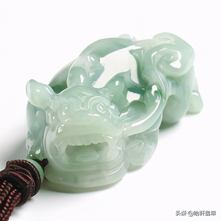 招财翡翠貔貅应该买哪种,佩戴貔貅分雌雄吗有什么讲究