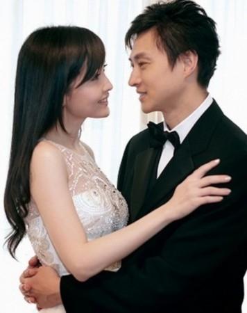 2020年娱乐圈这4位“时间管理大师”，太会挤时间出轨了