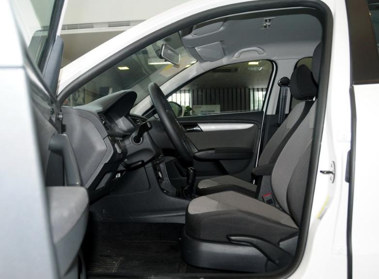 14年1.6的大众朗行值得入手吗,20万公里大众朗行能卖多少钱