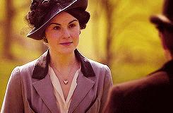 “快递”用英语怎么表达？不要说成“express”！