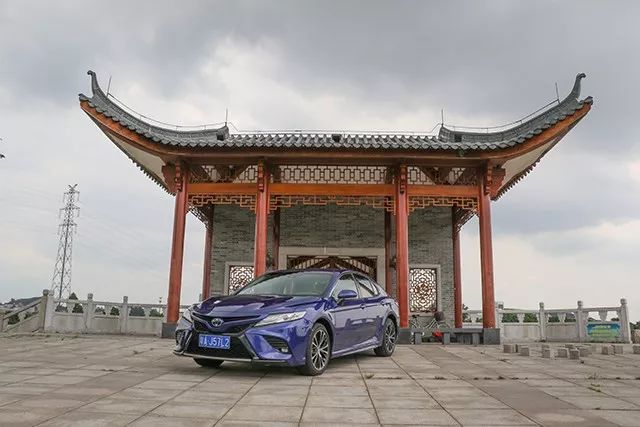 阿特兹和凯美瑞驾驶感受,阿特兹2.5车主真实感受