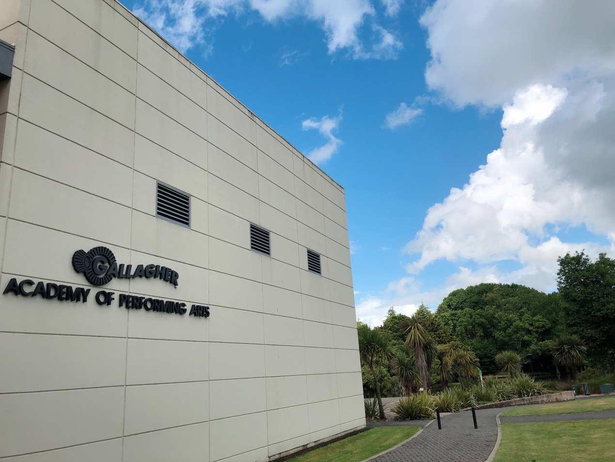 新西兰研究生留学,赴新西兰出国劳务费用