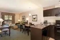 加拿大100万能买什么房,上海一套房在加拿大能买多大