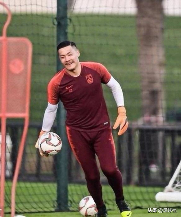 王大雷中国队十大扑救,04年亚洲杯国足门将王大雷