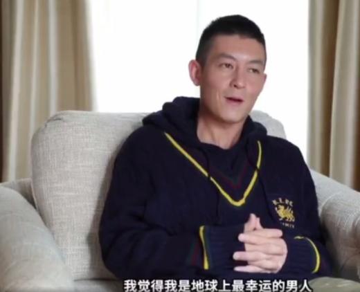 陈冠希为秦舒培庆生晒搞怪亲吻照,陈冠希秦舒培罕见合体拍写真