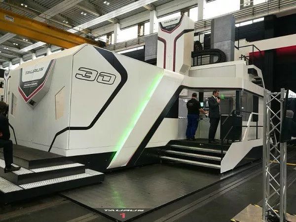 世界第一台超精密机床,世界第一的机床