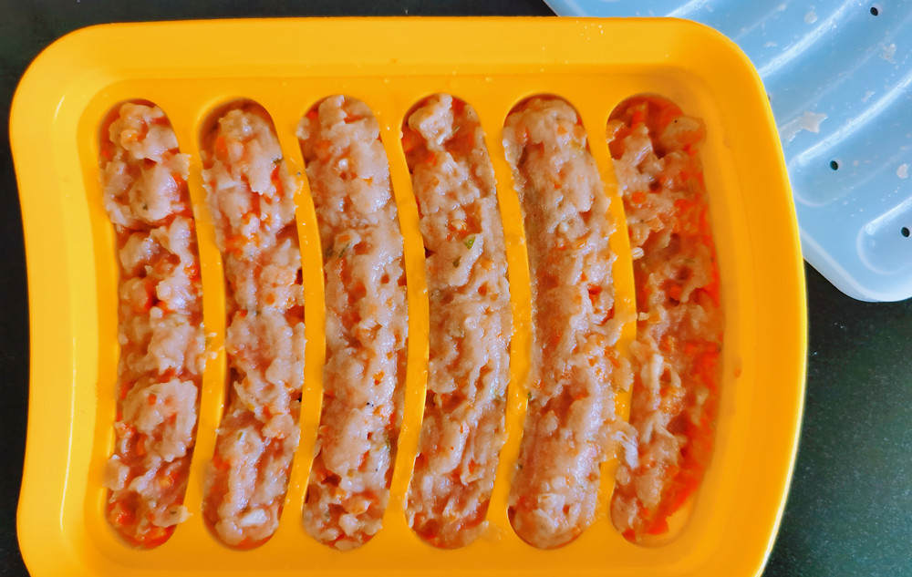 自制宝宝肉肠可以加胡萝卜吗,自制宝宝肉肠的家常做法