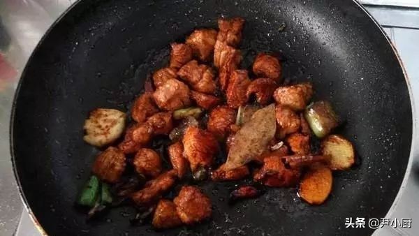 没吃完的猪肉切记不要放冰箱！肉贩子教我土方法，放1年照样新鲜