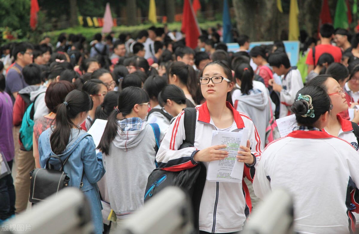 这六所外国语大学,实力比很多“985大学”还要强,大胆报考吧