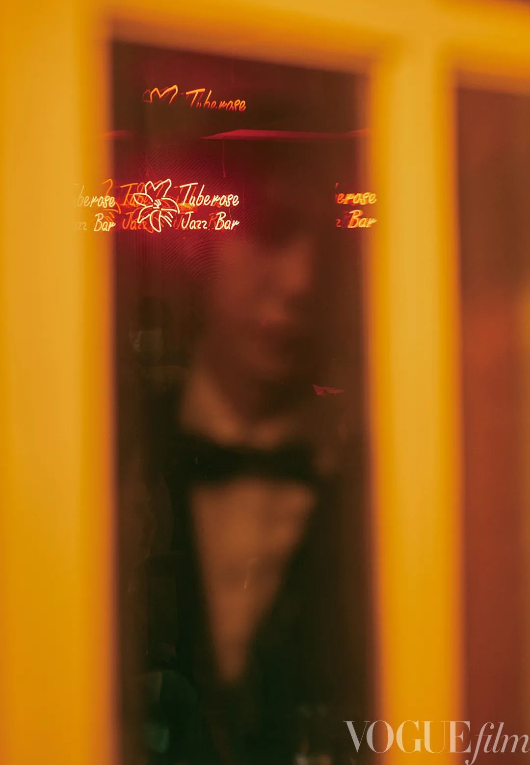 王一博周迅花的游吟解析,周迅和王一博微电影花间游吟