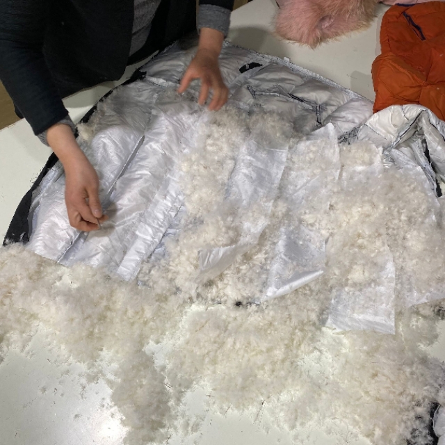 生活小技巧，变废为宝-旧羽绒服变新羽绒被
