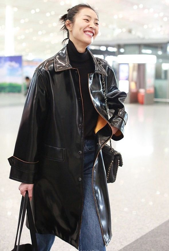 中式盘扣皮衣女刘雯,刘雯皮衣穿搭大合集