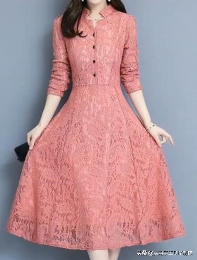 蕾丝绣花连衣裙精致美丽又优雅,设计小众蕾丝连衣裙