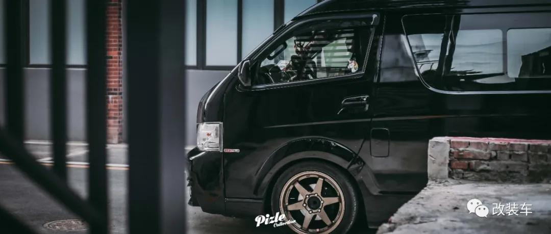 金杯海狮能推着么,金杯海狮可以坐几个人