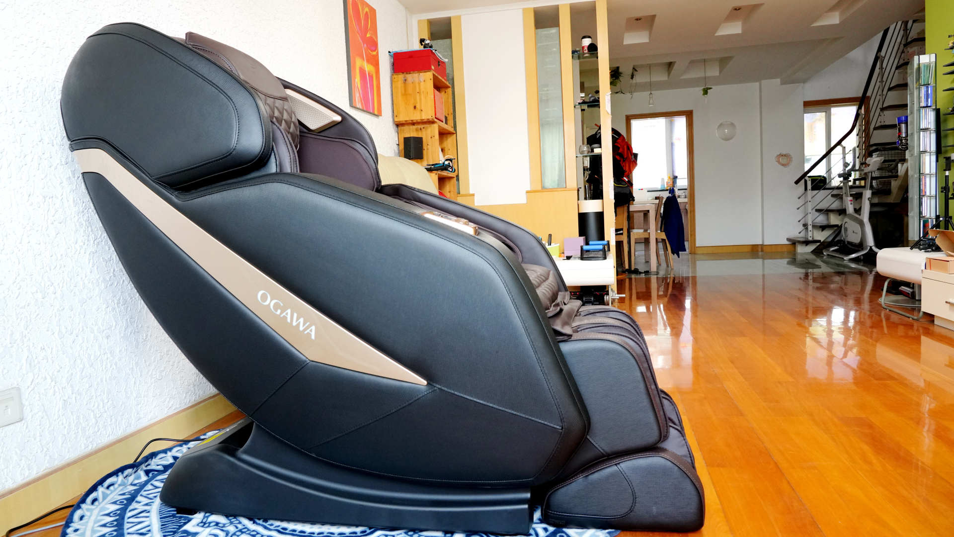 你有多久没有被温柔以待了？让奥佳华解疲大管家按摩椅来试试吧