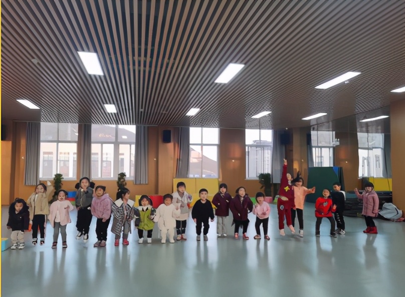 北大培文幼儿园老师完整视频,北大培文幼儿园抖音