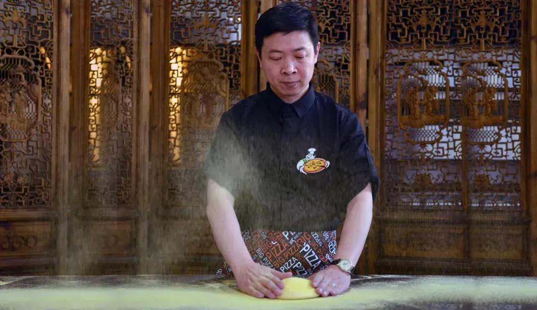 比格比萨自助创始人,比格披萨创始人是哪的人