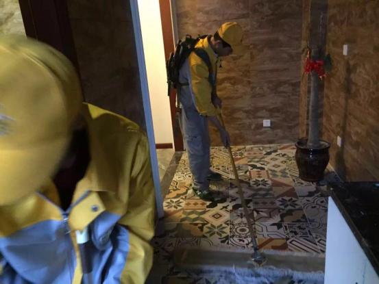 瓷砖美缝的最佳施工方法,美缝120平一个人施工需要多少时间