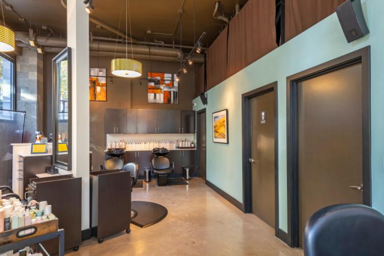 西雅图本图的漂亮小门面，新，精致