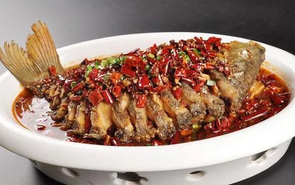 三男子非法电鱼南京,3名男子非法捕鱼600余斤