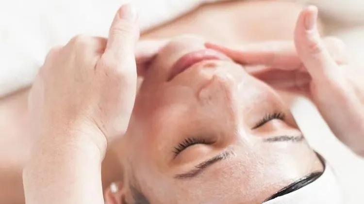 一整天待在空调房,夏天一整天都待在空调房