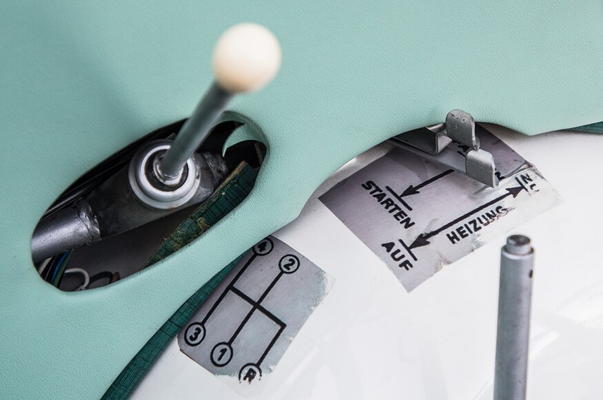 宝马金河星全封闭三轮摩托车,宝马摩托车k1800gt正三轮